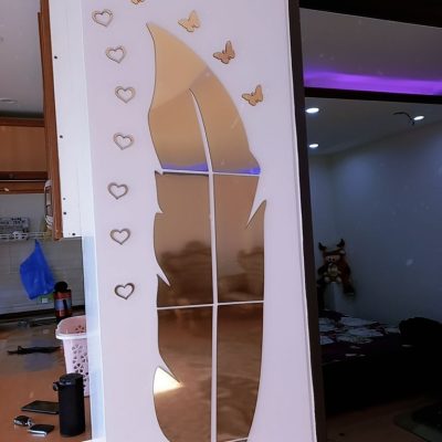 آینه دکوراتیو آماتیس مدل پر