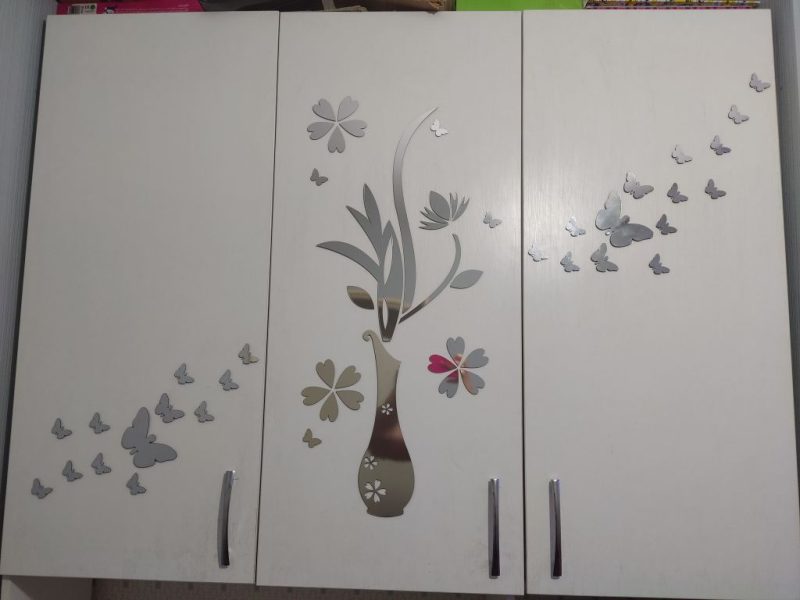 آینه دکوراتیو آماتیس طرح گل و گلدان مناسب تزیین اتاق کودک و تزیین اتاق خواب