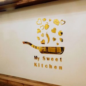 آینه دکوری آماتیس طرح آشپزخانه