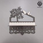 جا کلیدی دیواری طرح درخت 5 قلاب آویز کد 103 - از نمای رو به رو با رنگ طوسی سفید با طرح درخت و پرنده