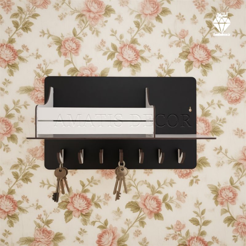 جا کلیدی دیواری باکس دار کد 107 - رنگ مشکی سفید - از نمای رو به رو با آویز کلید